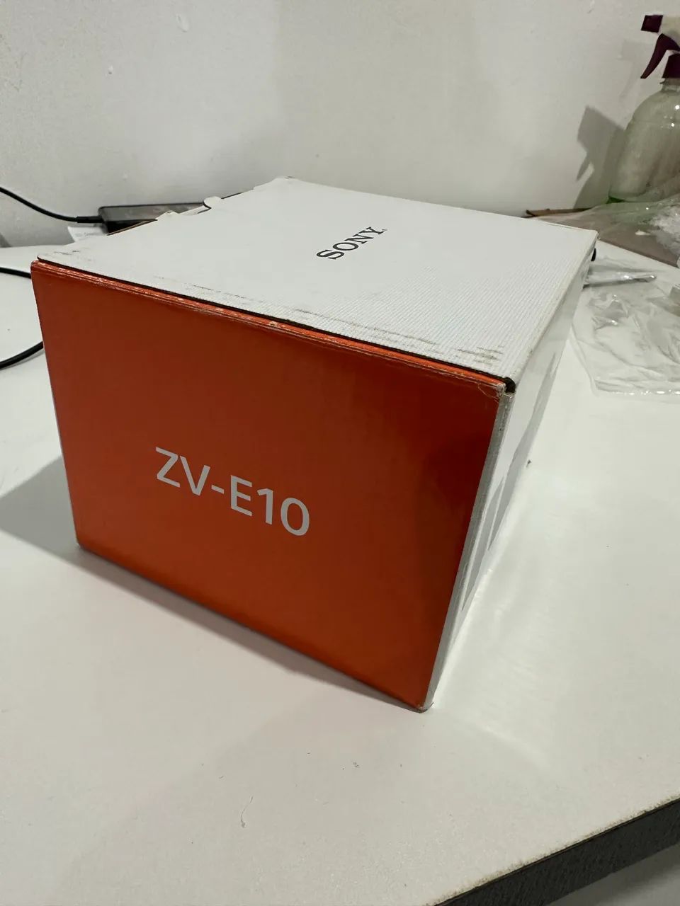 Sony ZVE10
