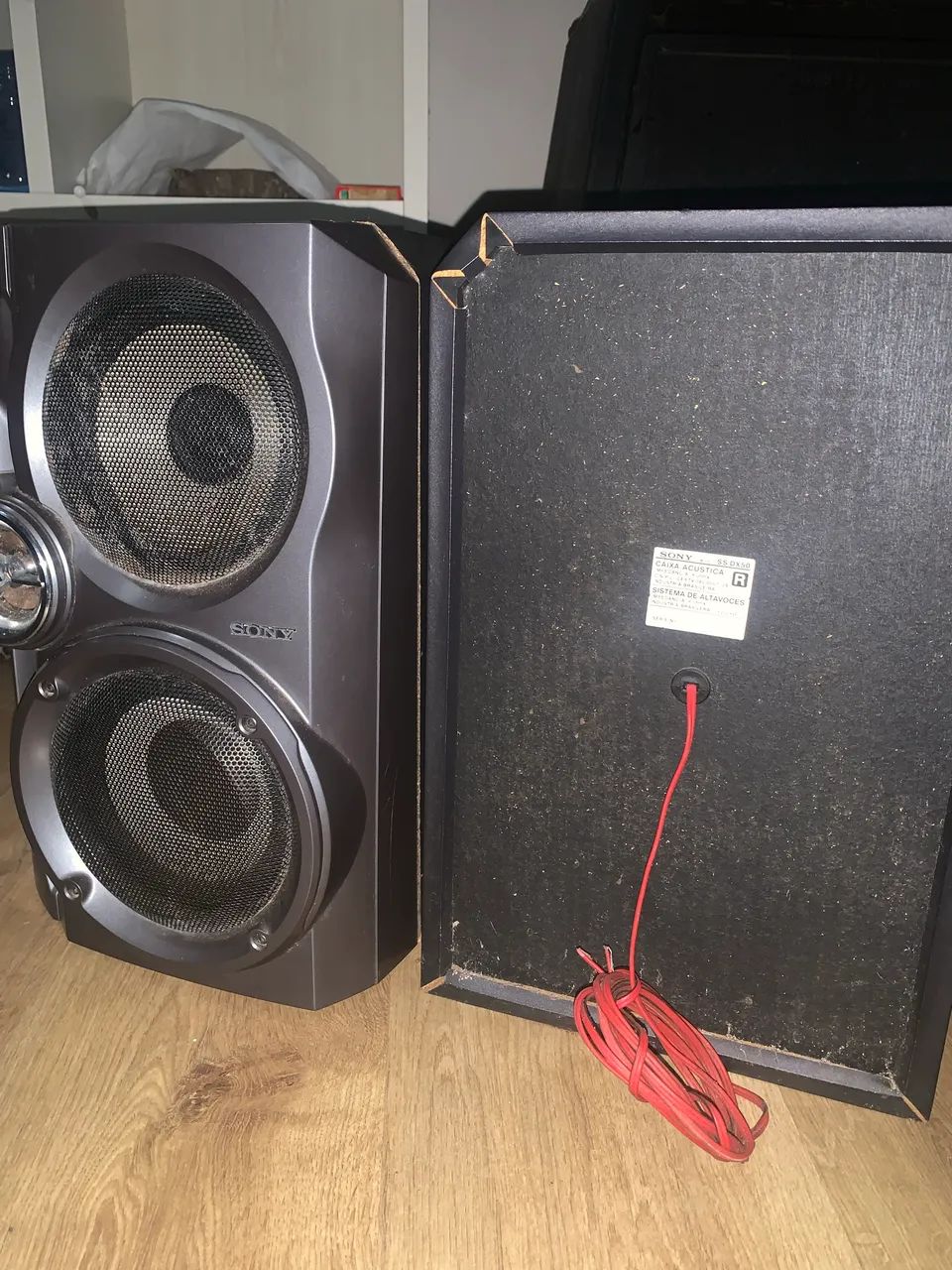 Par de caixas de som Sony ss-dx50 - Aparelhos de Som - Guarujá