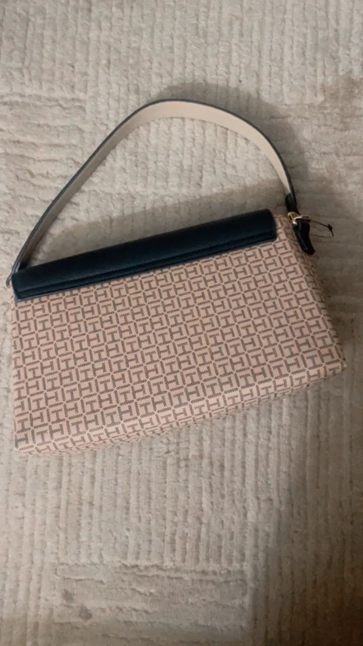 Bolsa tommy Hilfiger nova  - Foto 2