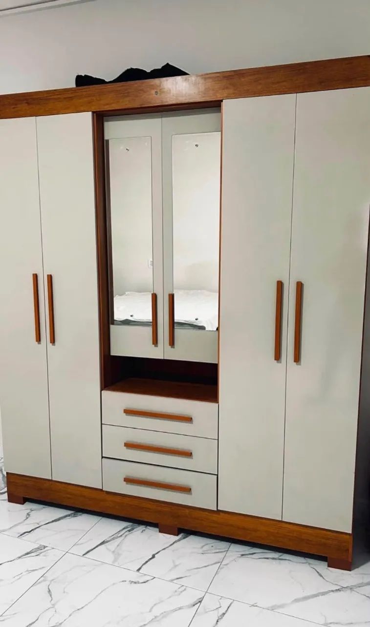 Guarda Roupa Casal