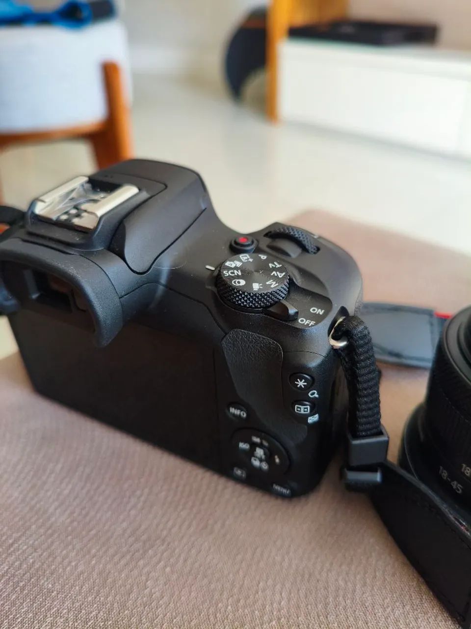 Camera Canon EOS R100 - Foto 2