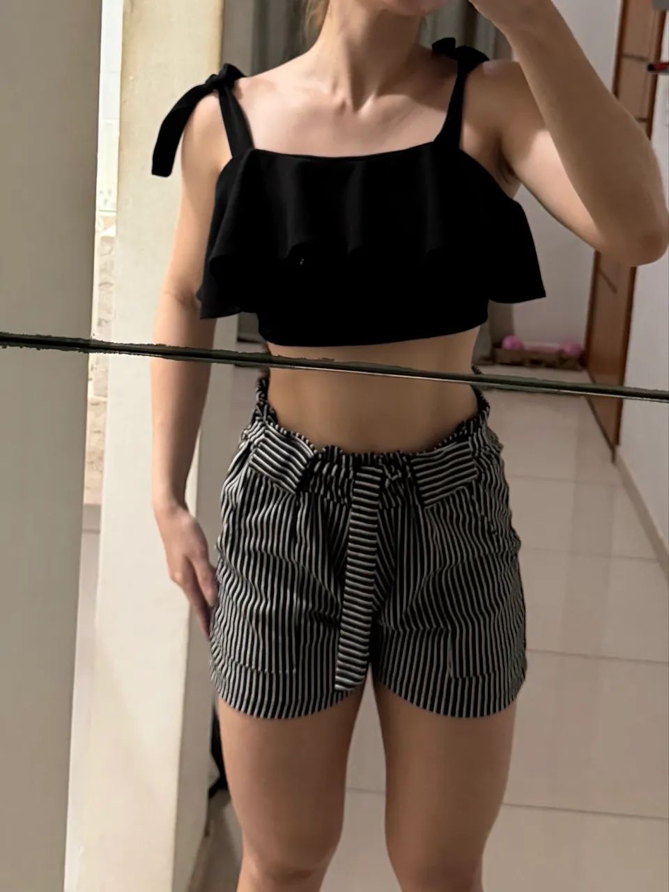 Cropped babadinho preto