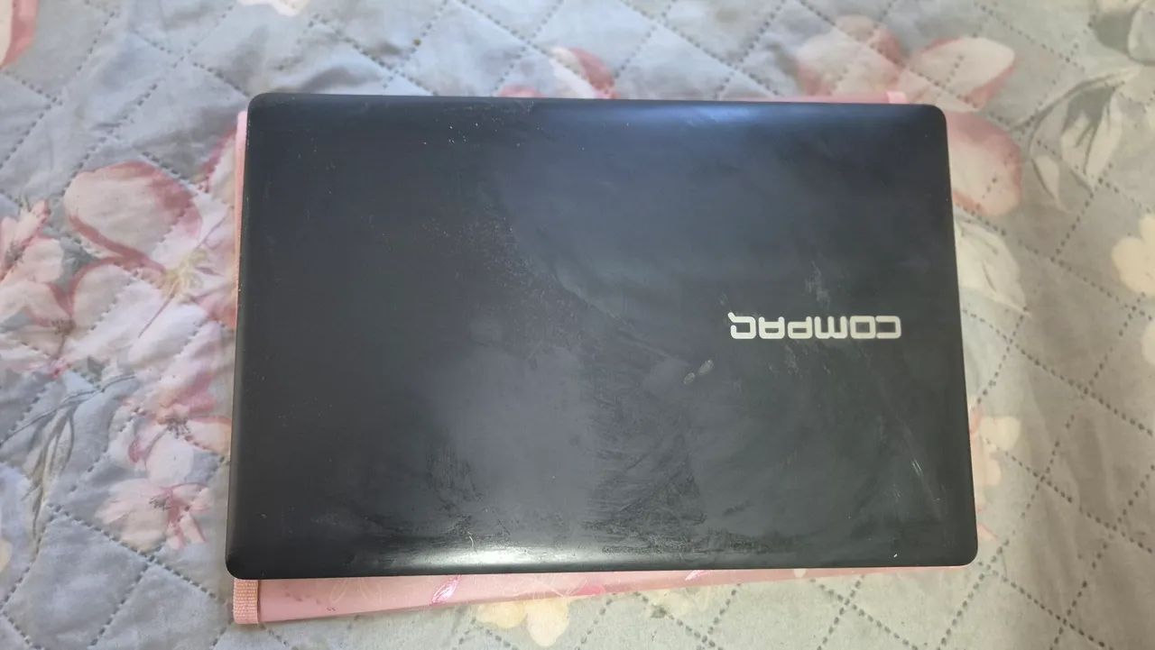 Notebook Compaq 4gb RAM usado - Foto 3