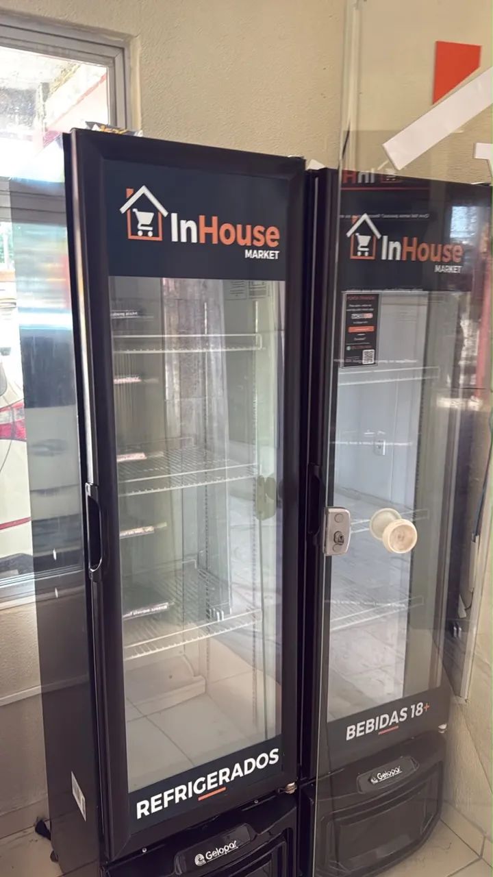 Vende-se freezer expositor e cervejeira 