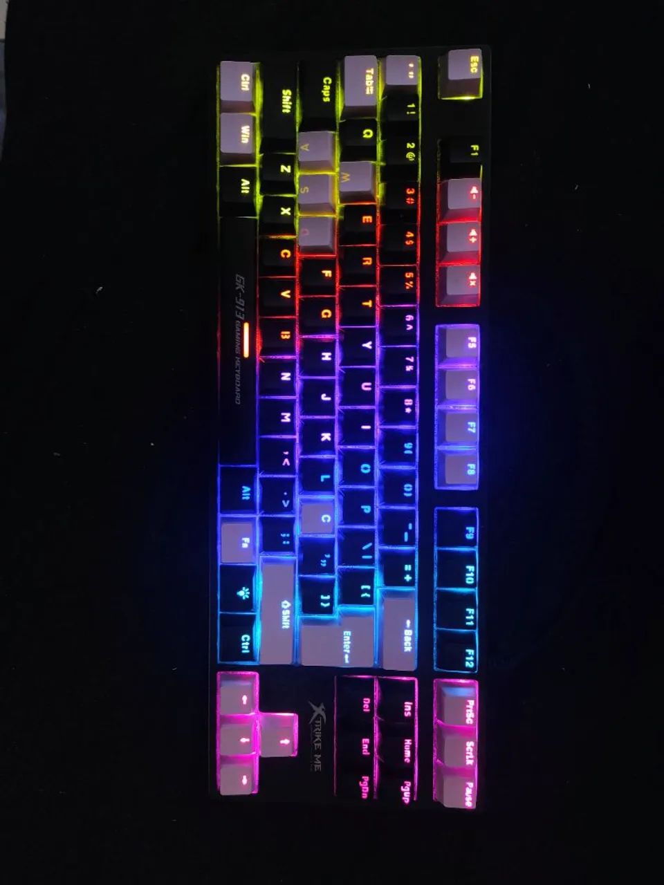 Teclado mecânico gamer Xtrike-me