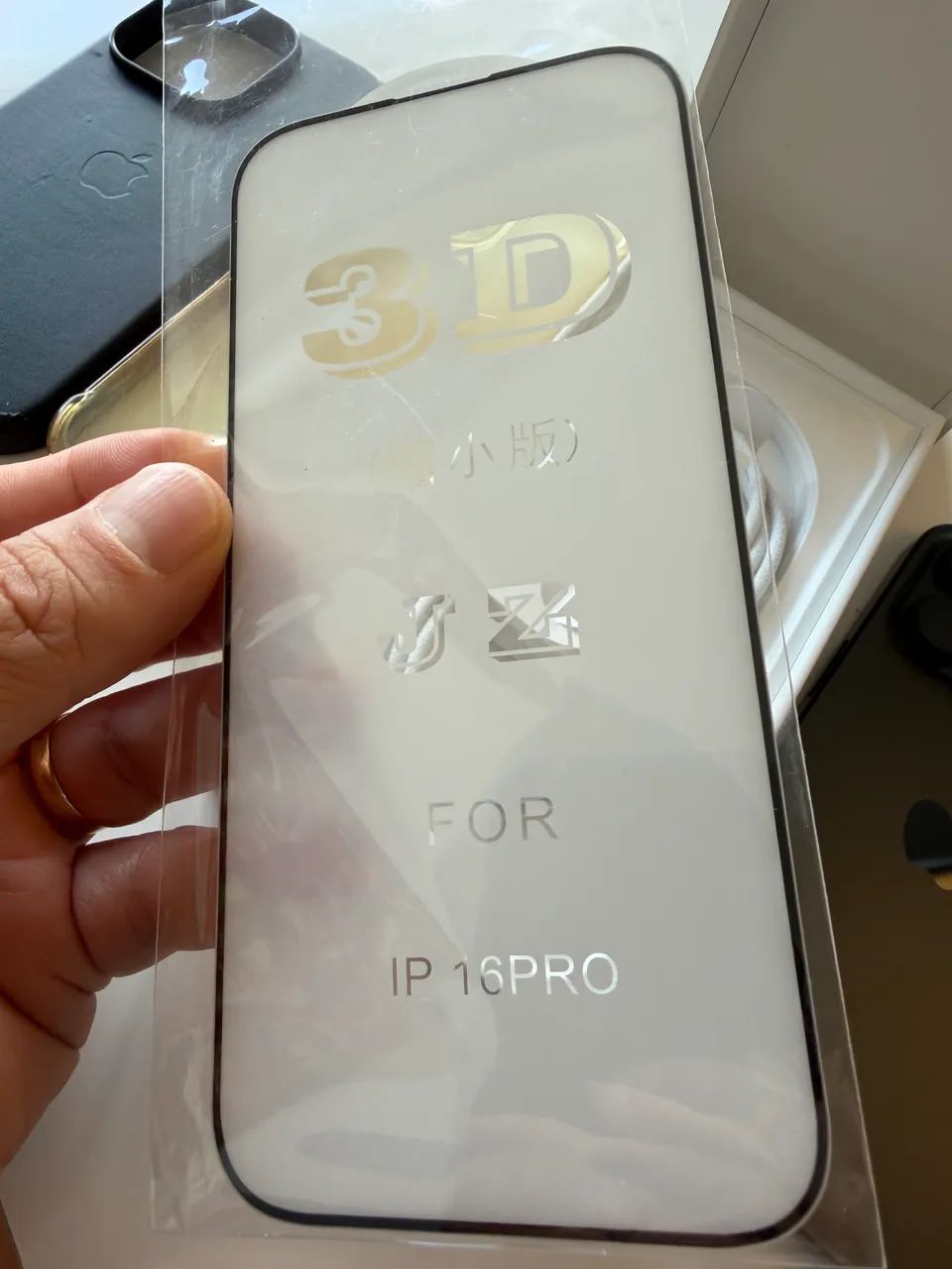 Pra vender ! 4500 iPhone 16 Pro 128 Impecável com acessórios Bateria 89% - Foto 4