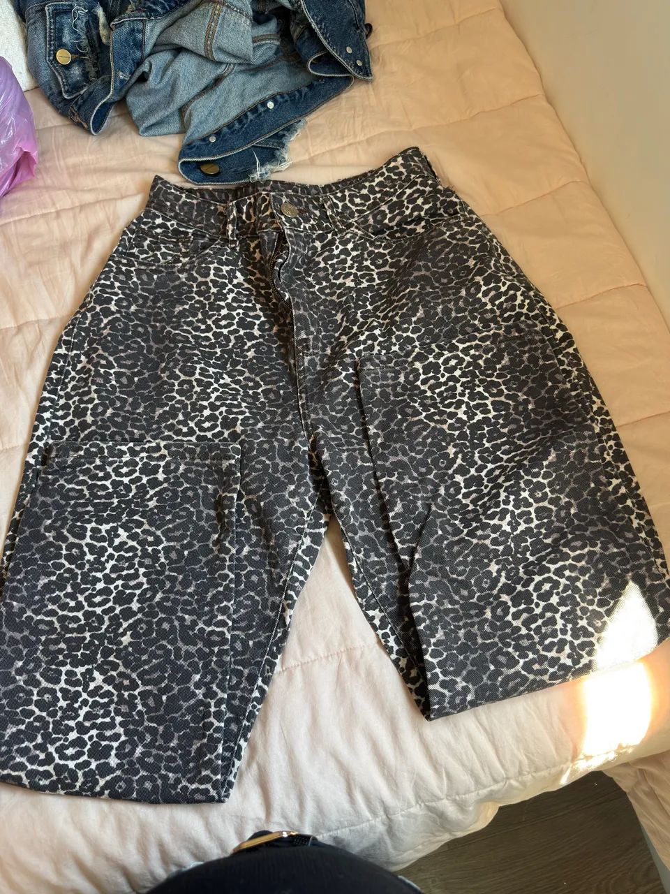 Calça de onça 