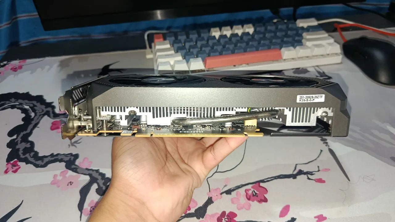 RTX 5060 - Foto 5
