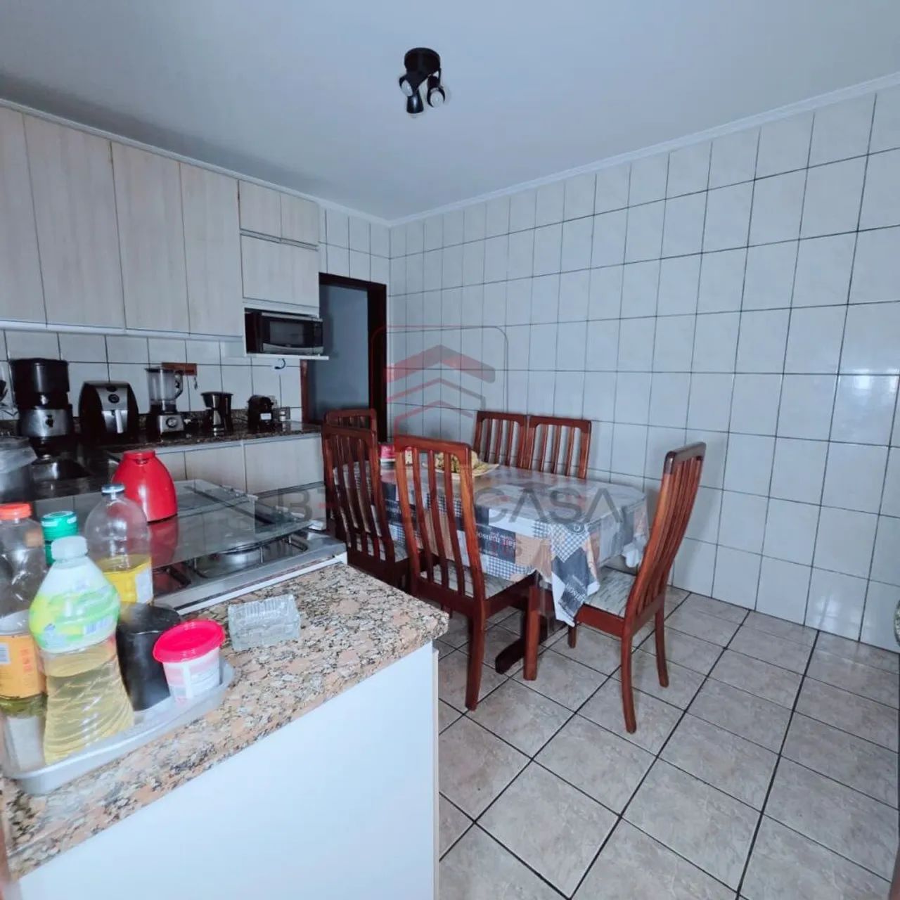 SOBRADO 4 DORMITÓRIOS ,2 VAGAS MOBILIADO - Foto 5