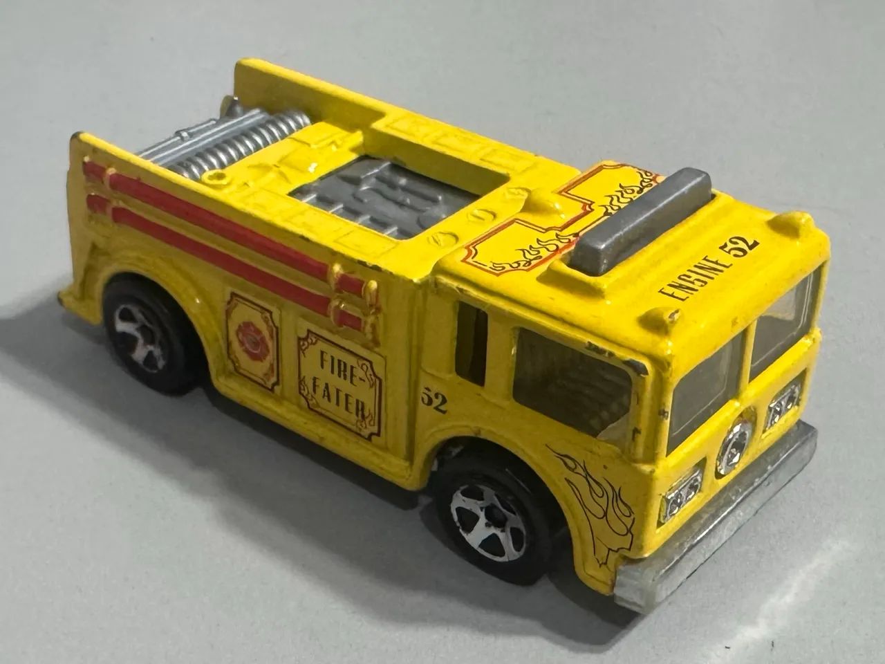 Hot Wheels Fire Eater (sem embalagem) 2010