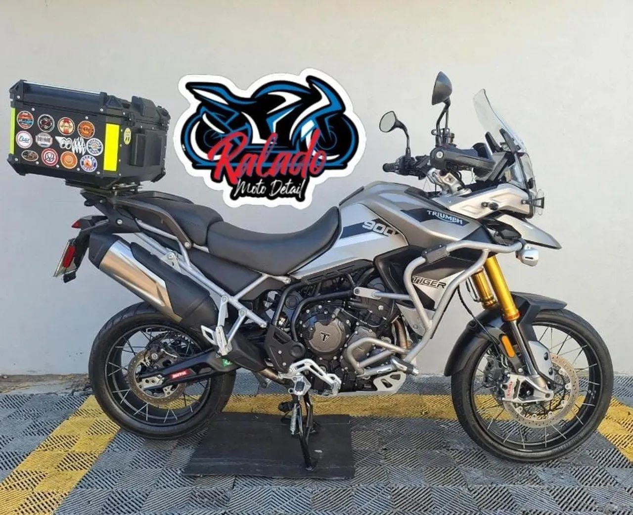 Vende-se moto