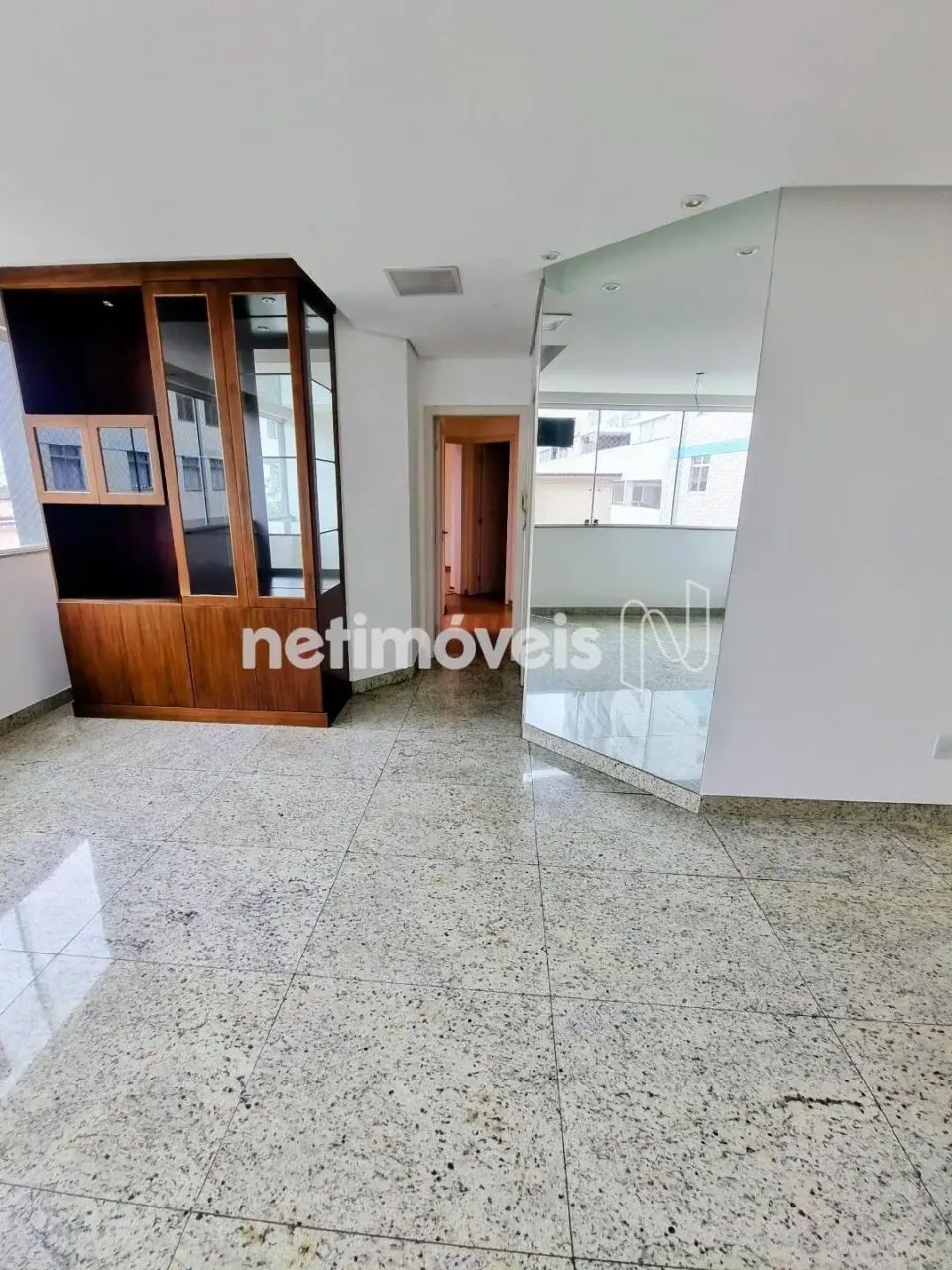 VENDA APARTAMENTO 3 QUARTOS COM SUÍTE, PRÉDIO COM ELEVADOR ! - Foto 4