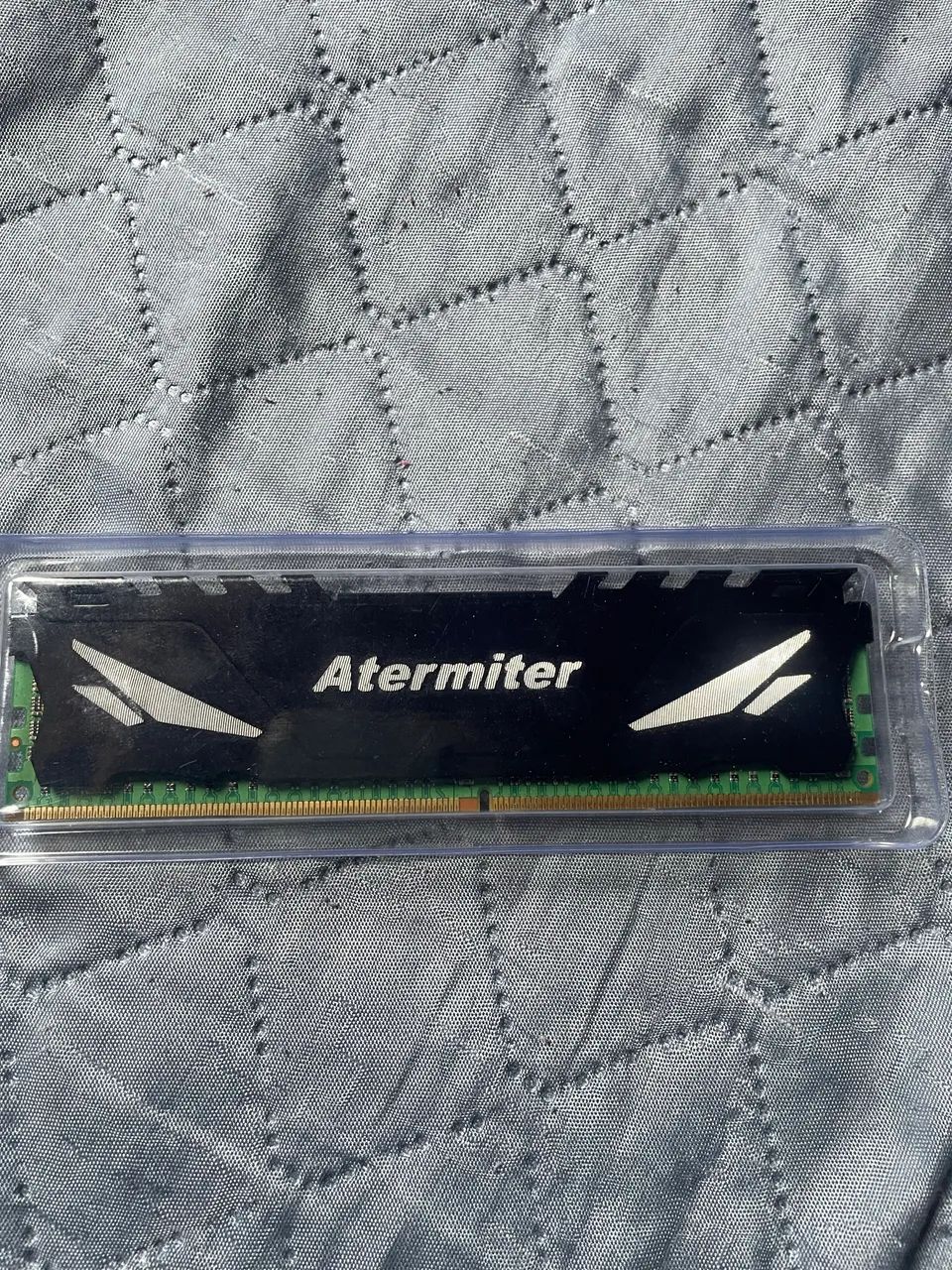 Memória DDR 4 de 8 gigas