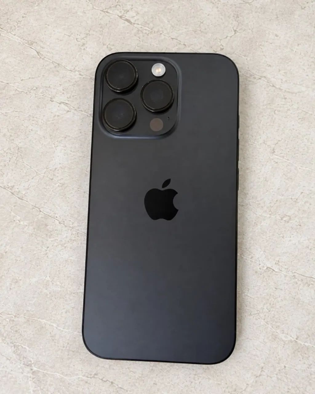 Iphone 16 pro 256 GB - Foto 2