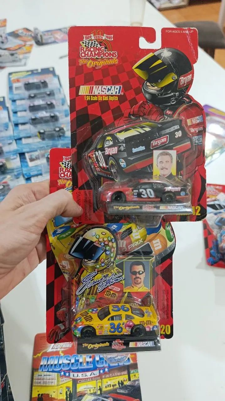 Lote Nascar RECING CHAMP 5 UNIDADES  - Foto 3