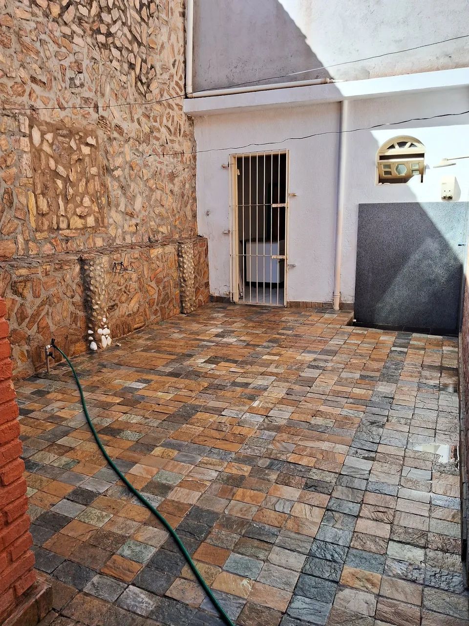 Casa 2 andares a 2 quadras da praia  - Foto 3