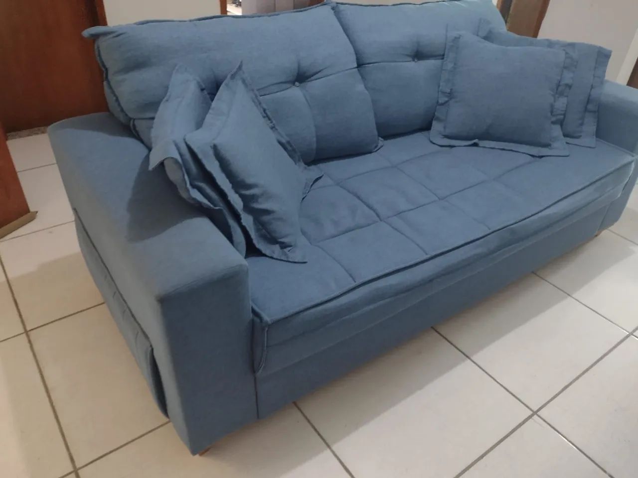 Sofá 3 lugares em linho - Foto 3
