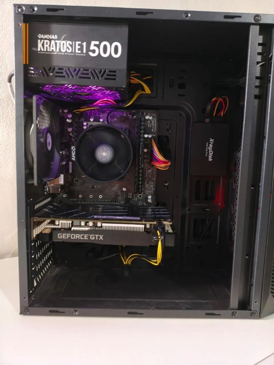PC Gamer Ryzen 5 4500 + GTX 1660 Super + 16GB RAM + SSD 512GB
