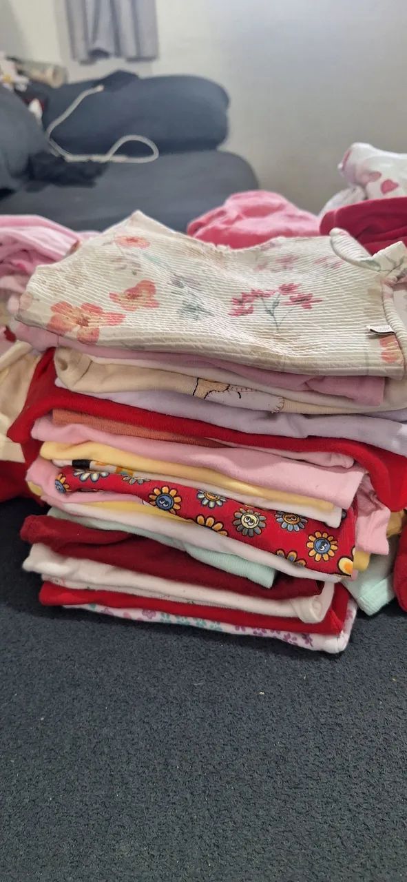 Lote de roupa para bebê  menina 