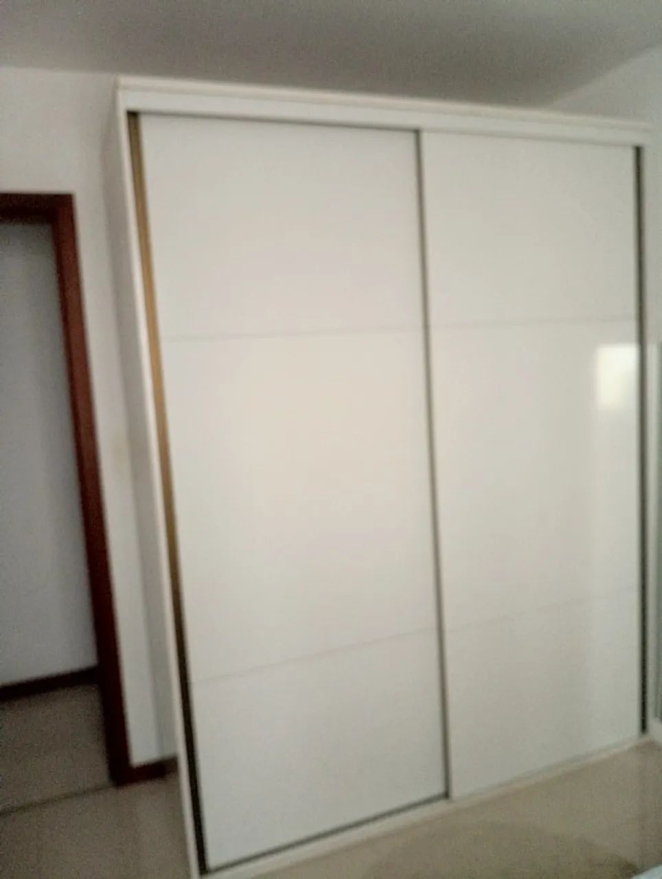 Guarda-roupa branco 1.78X1.80X0,61