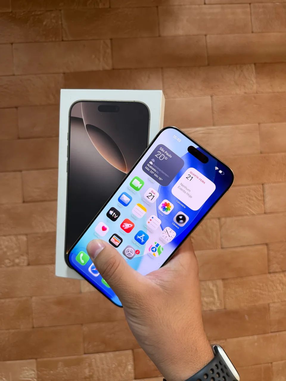 iPhone 16 pro maxx 256gb com garantia - entrego pra você  - Foto 4