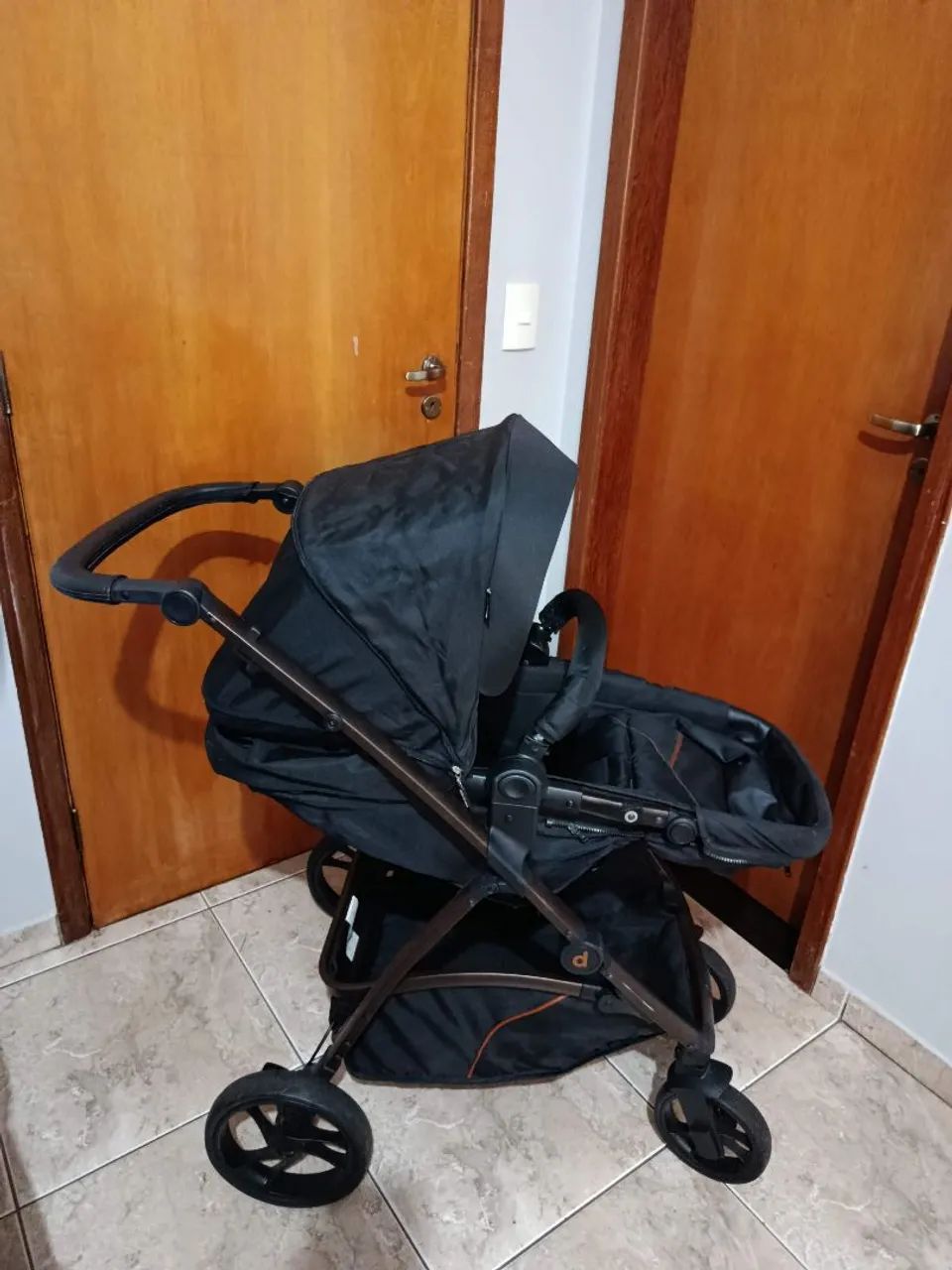 CARRINHO DE BEBE COMPLETO (+ BEB Ê CONFORTO e + BASE AUTOMOTIVA  - Foto 4