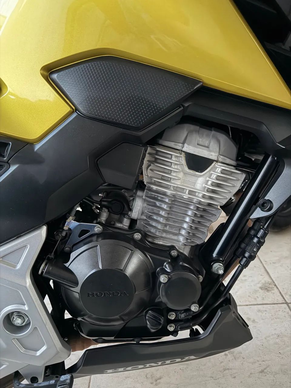 CB 300F ABS - Foto 2
