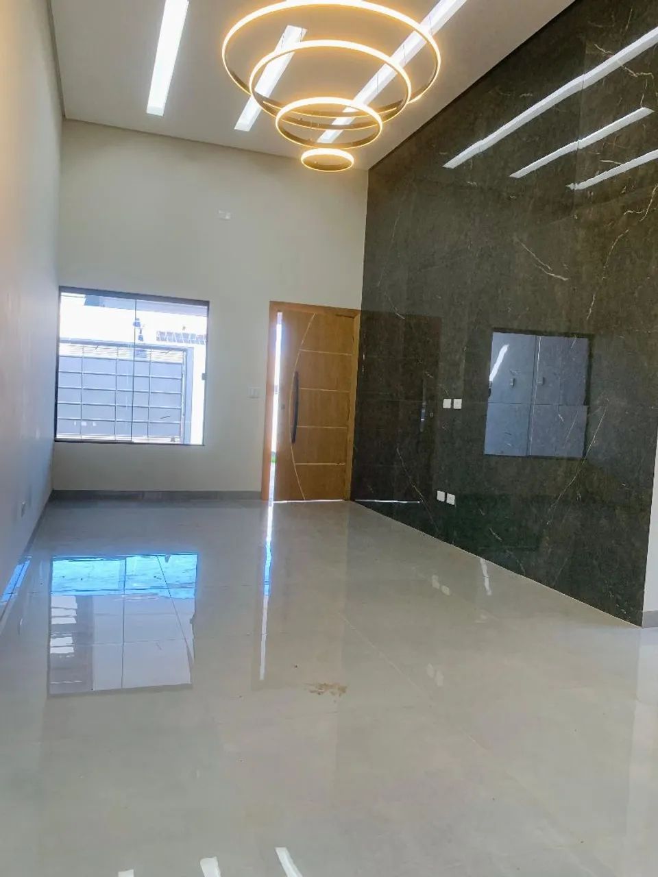 Nova com piscina e 3 suítes no Rita Vieira 1 - Foto 2