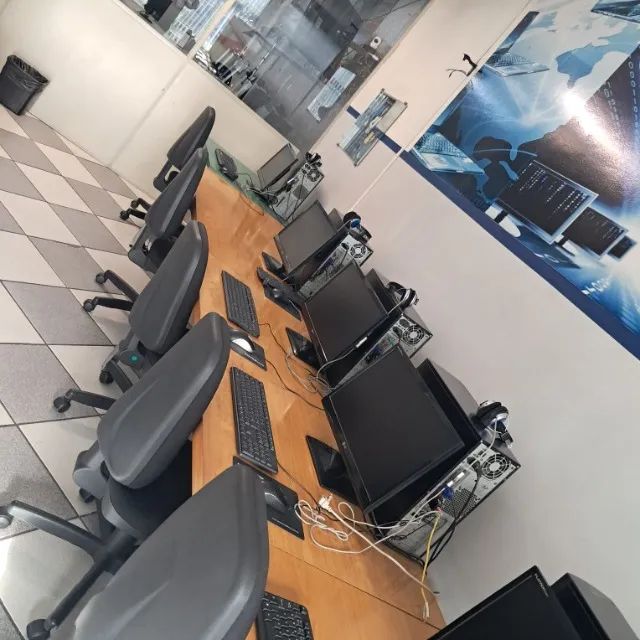 Cadeira Flexform Preta Giratoria - Foto 4