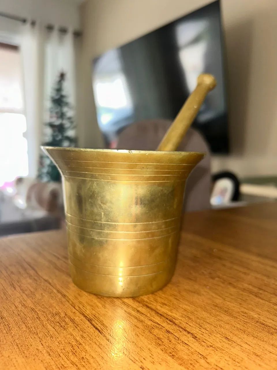  Almofariz Antigo de Bronze com Pilão - Peça Vintage Artesanal - Foto 2