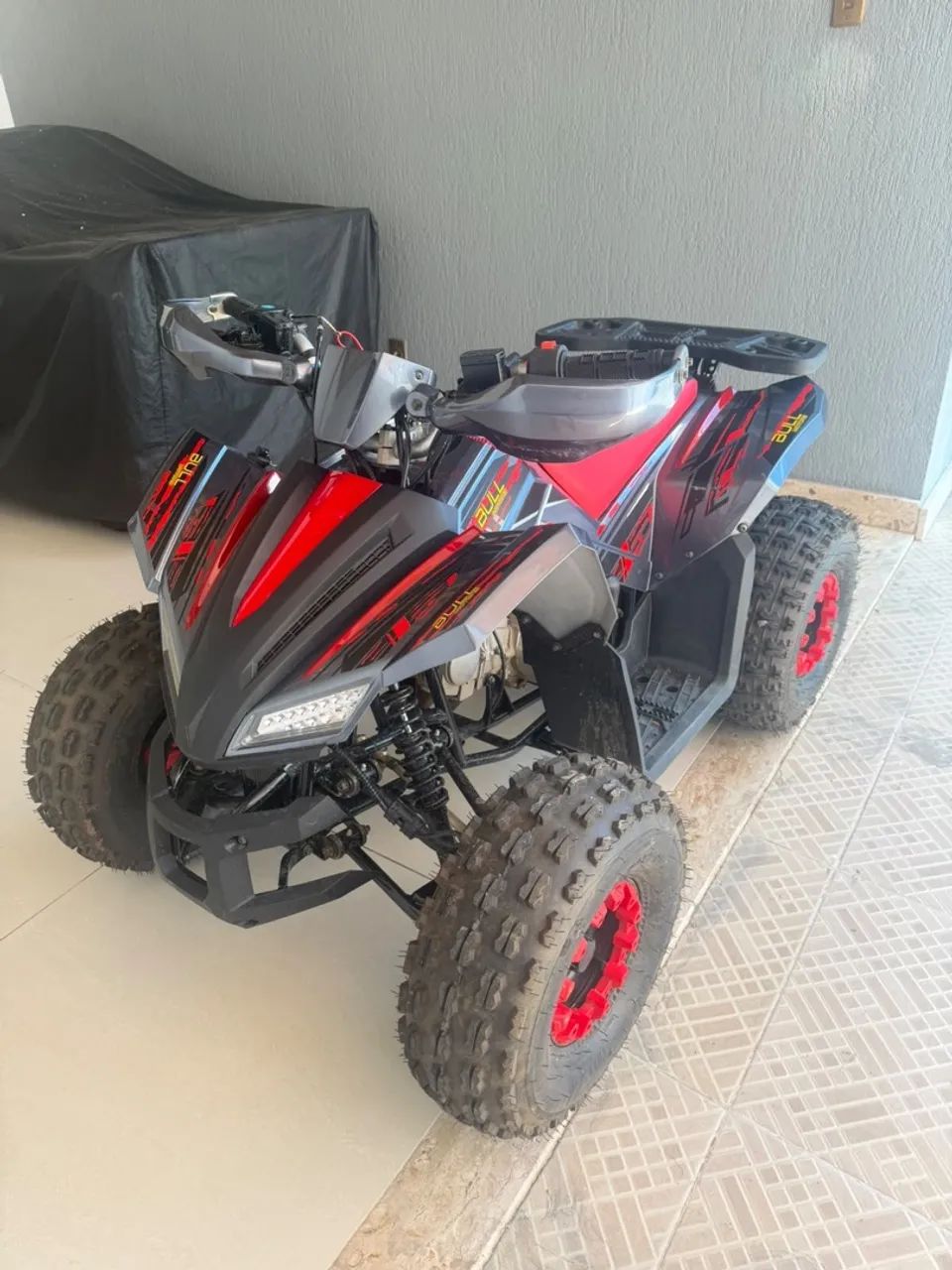 Triciclo-mini quadriciclo 