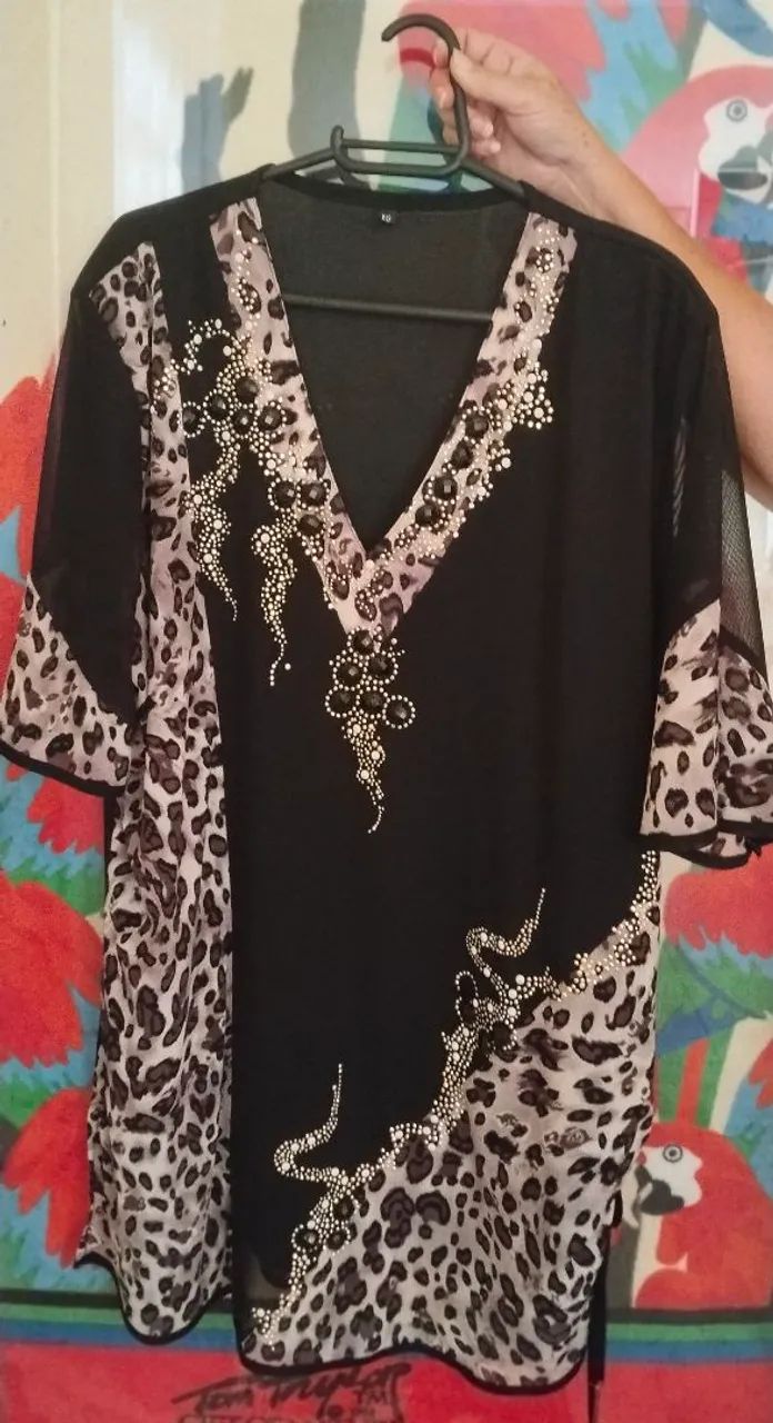 Roupa semi nova 