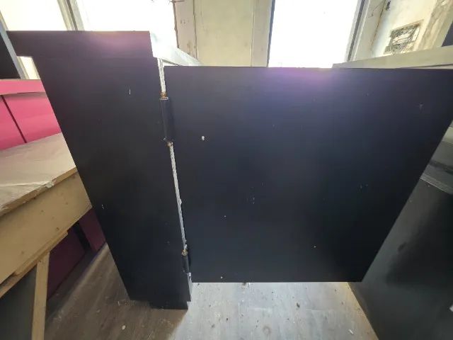 Balcão de caixa com porta basculante - Foto 2