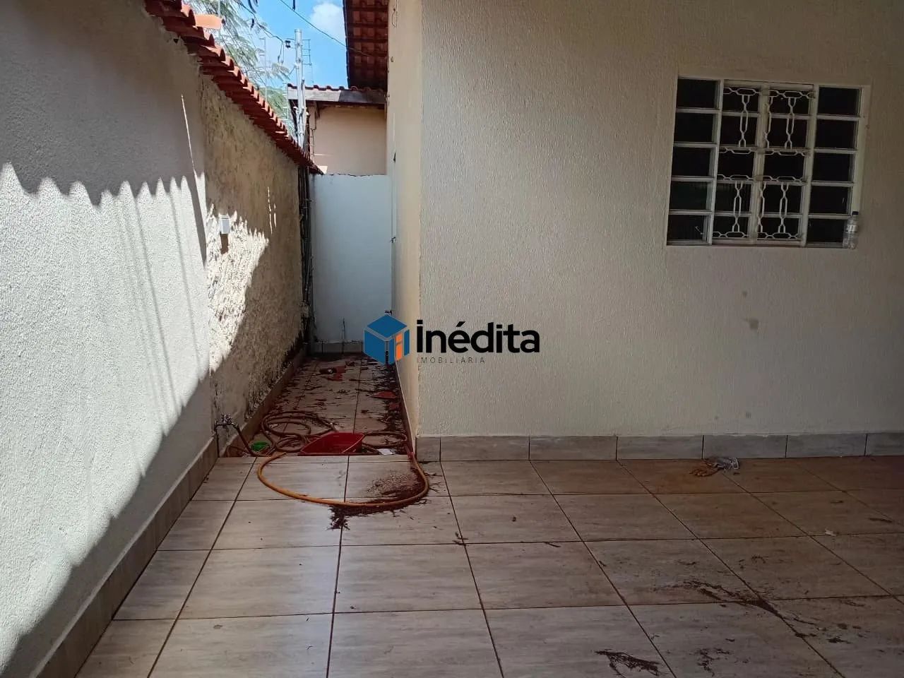 Casa de 2 Quartos com Garagem Coberta no Setor Itatiaia - R$ 1.800 - Foto 4