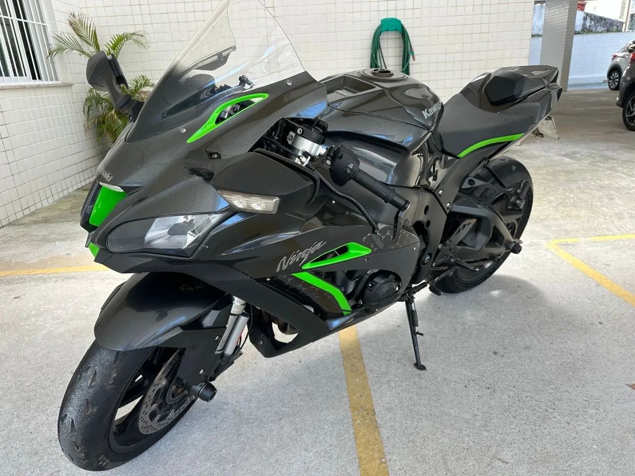 Kawasaki Ninja zx-10r se 1000cc 2020 - IPVA 2026/Impecável estado de conservação  - Foto 4