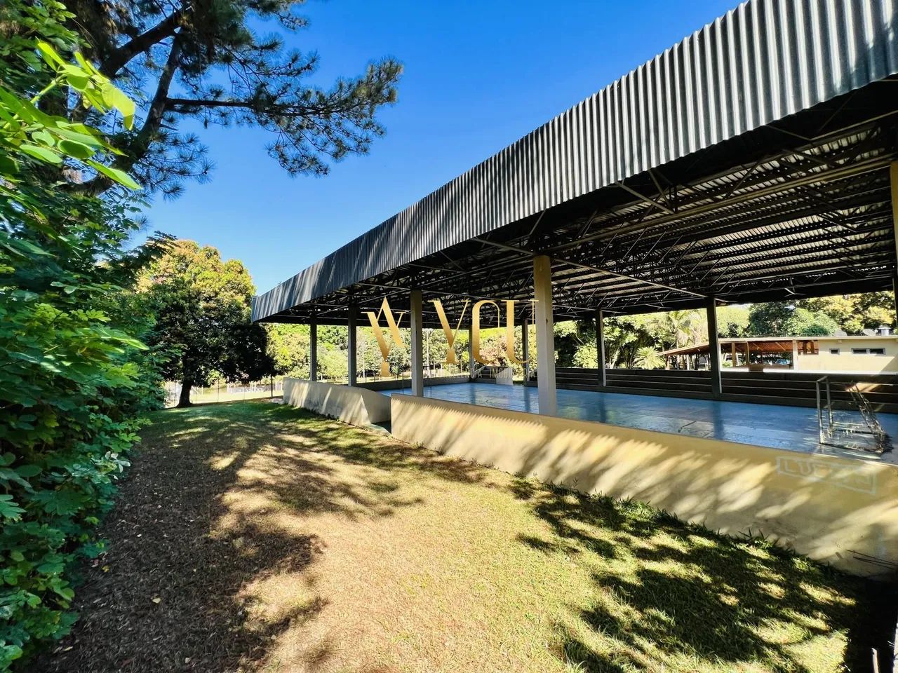 Descubra seu próprio paraíso! Clube Espetacular a Venda nos Jardins Helvécia - U - Foto 12
