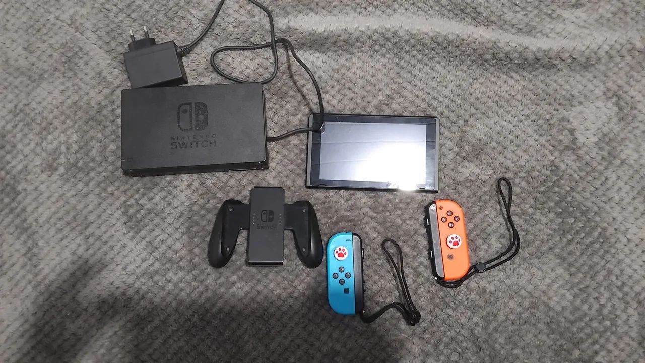 Console Nintendo Switch 32 GB usado em boa condição 