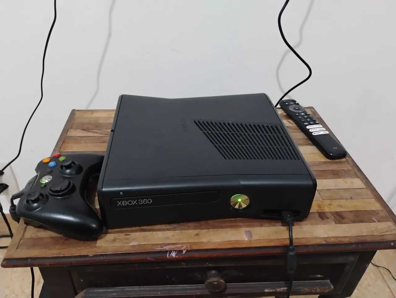 Xbox 360 em ótimo estado 