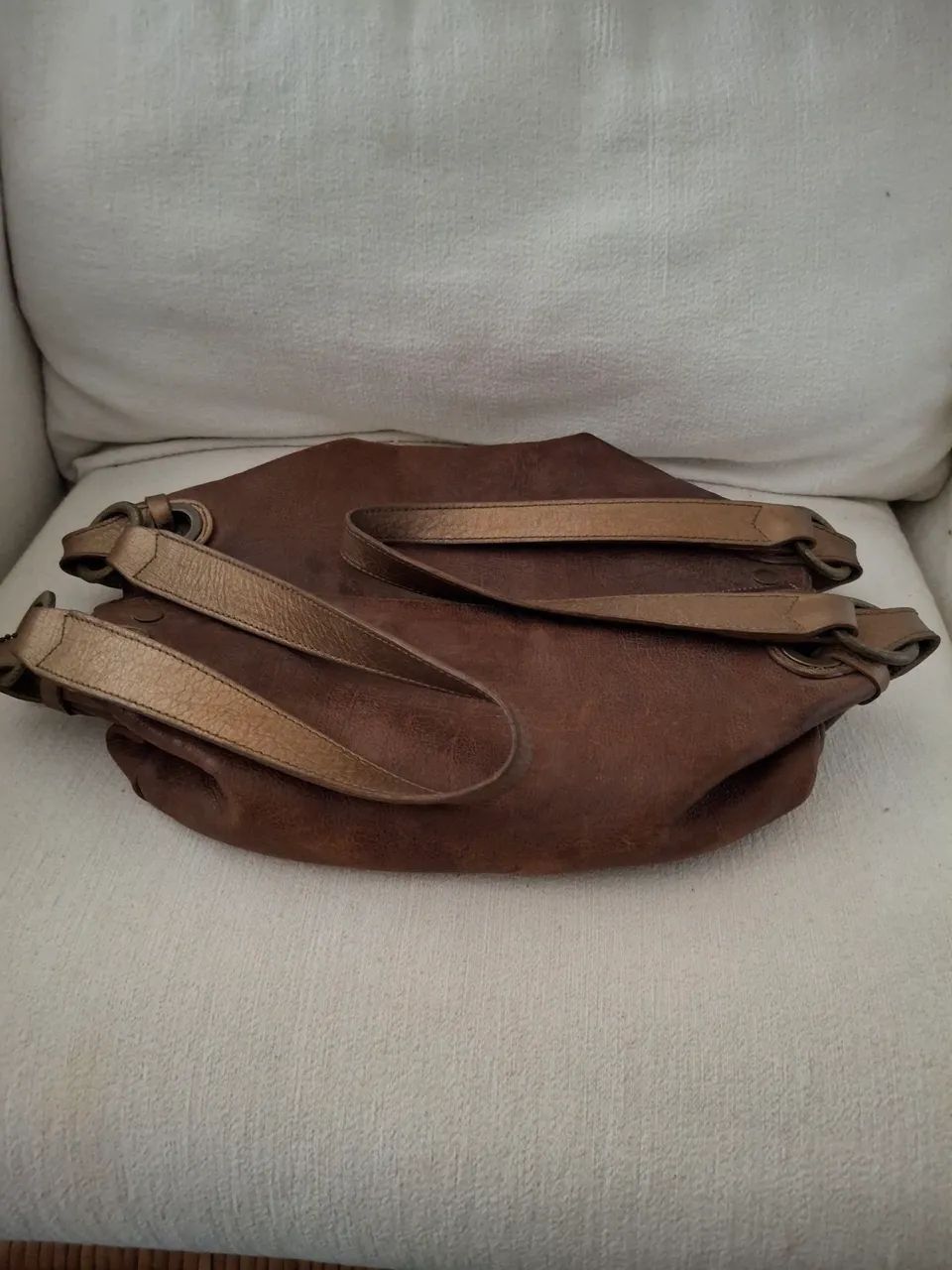 Bolsa de Couro Legítimo Diferenciada - Moderna e Estilosa - Foto 2