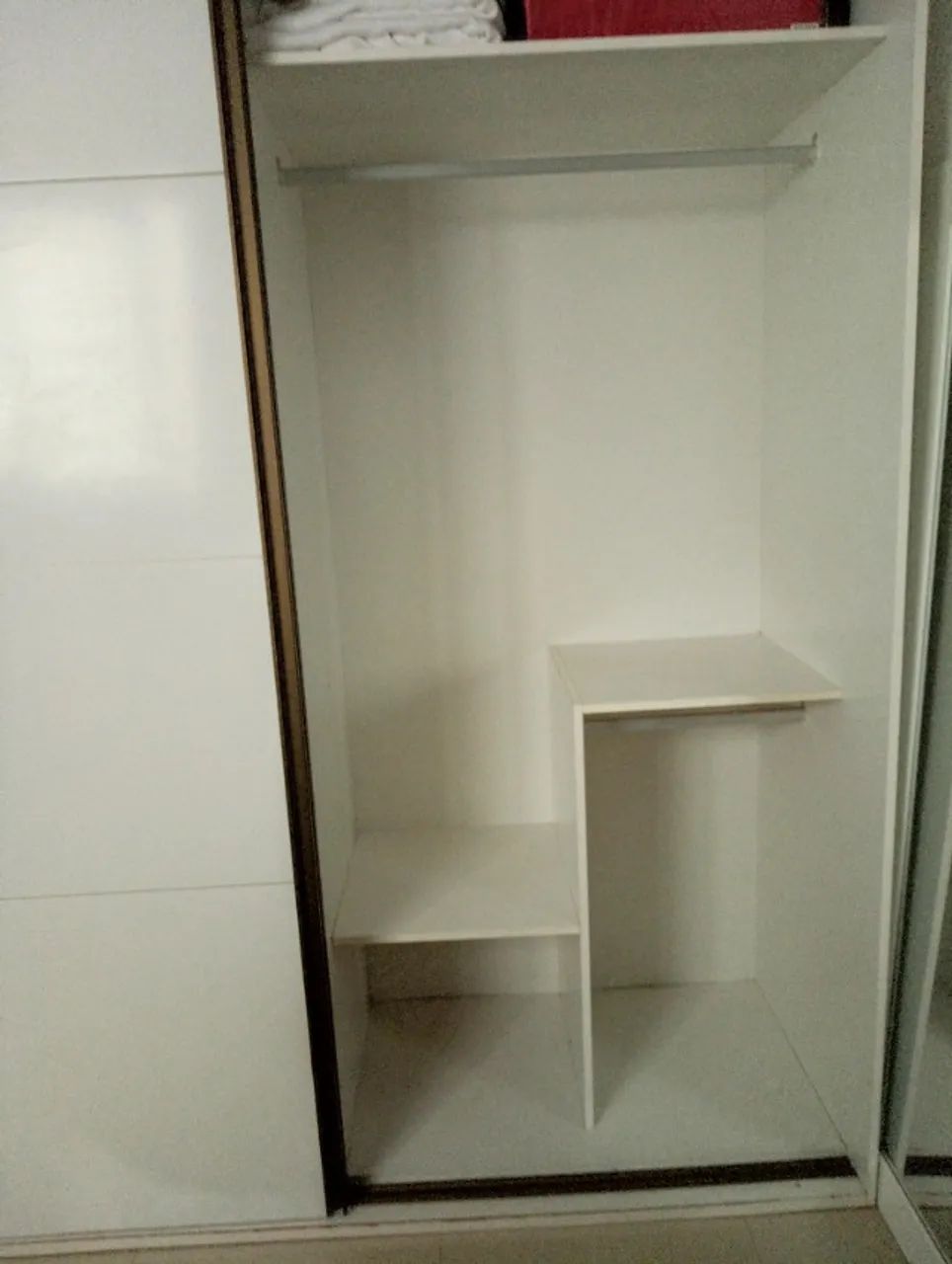 Guarda-roupa branco 1.78X1.80X0,61 - Foto 4