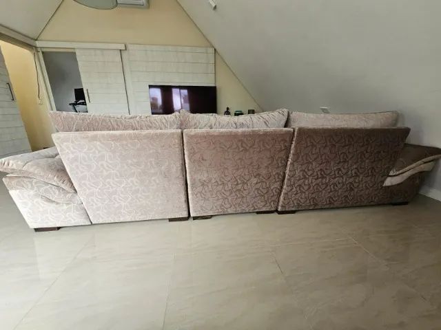 Sofá modular 3 lugares com chaise - 3,20m - confortável e espaçoso - Foto 3