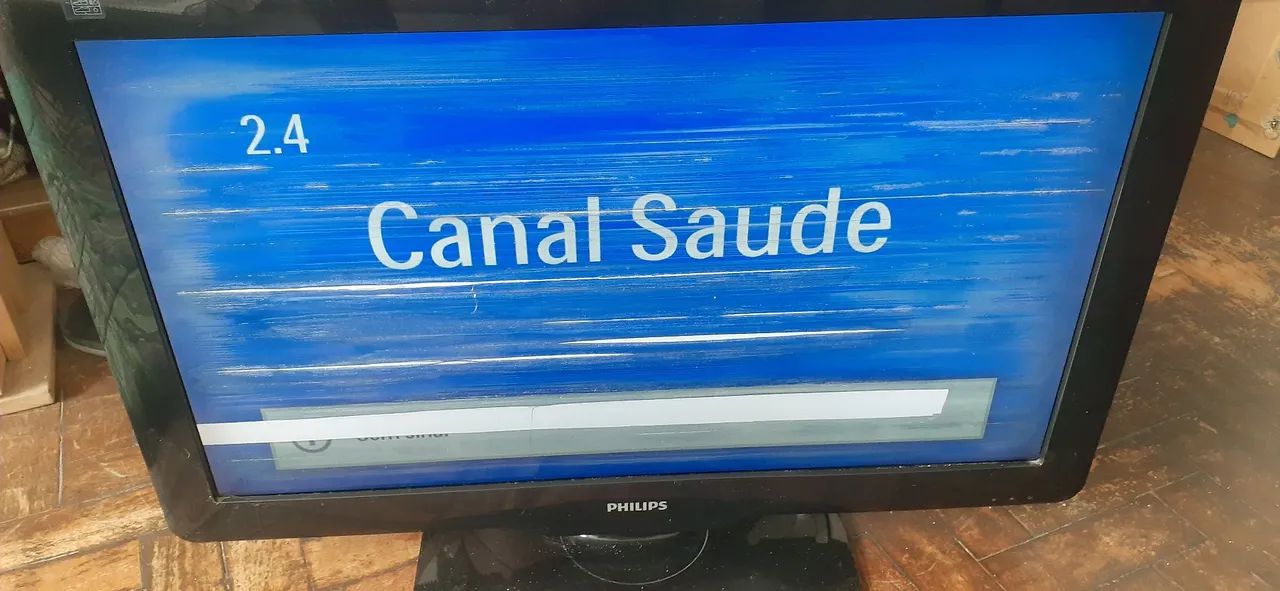 TvPhilips LCD 32 Polegadas - Não é Smart - Funciona **LER A DESCRICÃO ** - Foto 2