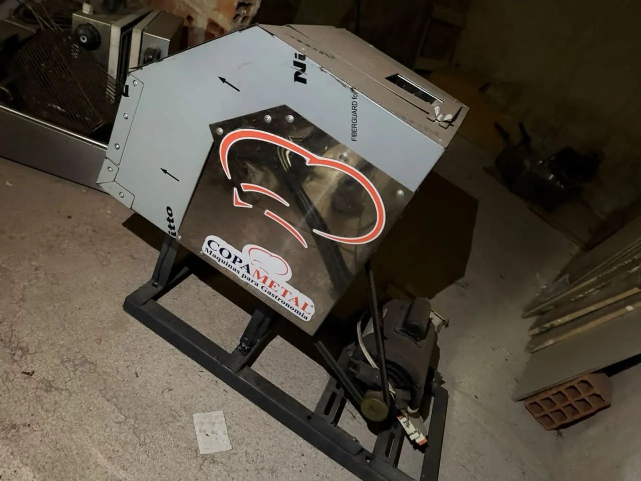 Vende-se máquina de caldo de cana!