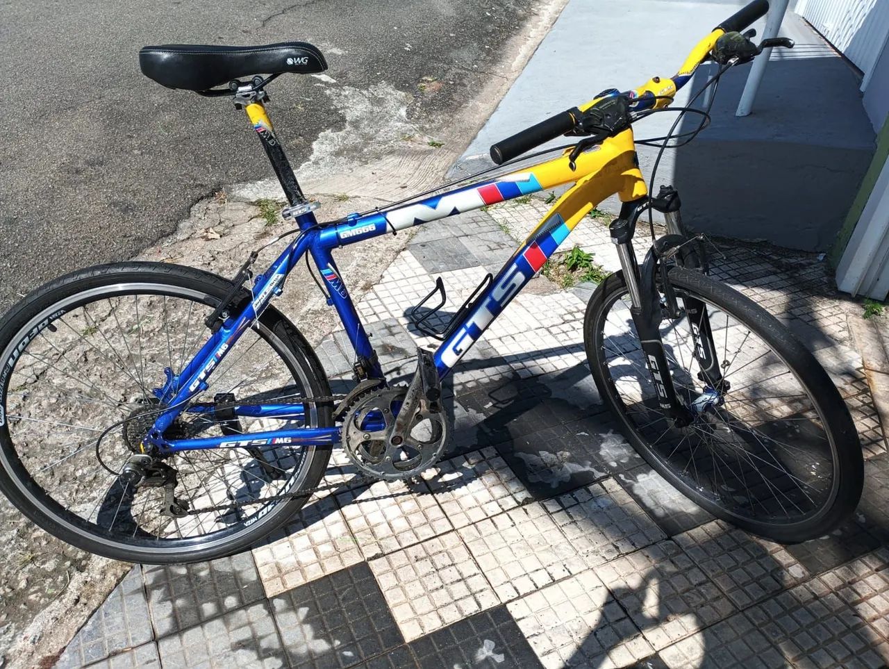 Bike semi nova 