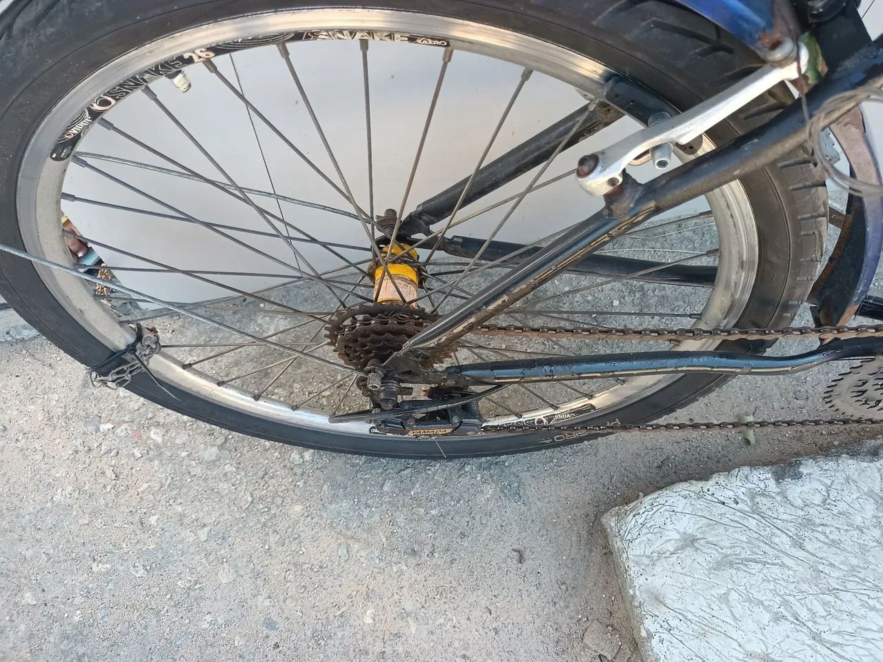Bicicleta semi nova quadro reto  - Foto 6