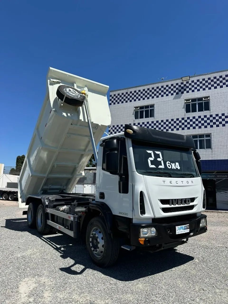Iveco tector 260e30 6x4 - 2023 - Foto 7