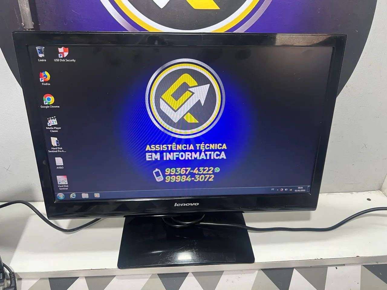 Monitor de 19POL LED Lenovo 
