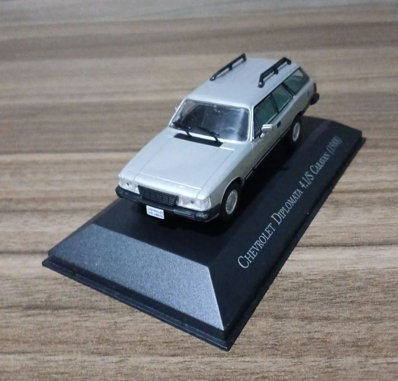 Miniatura Chevrolet Diplomata Caravan  - Foto 2