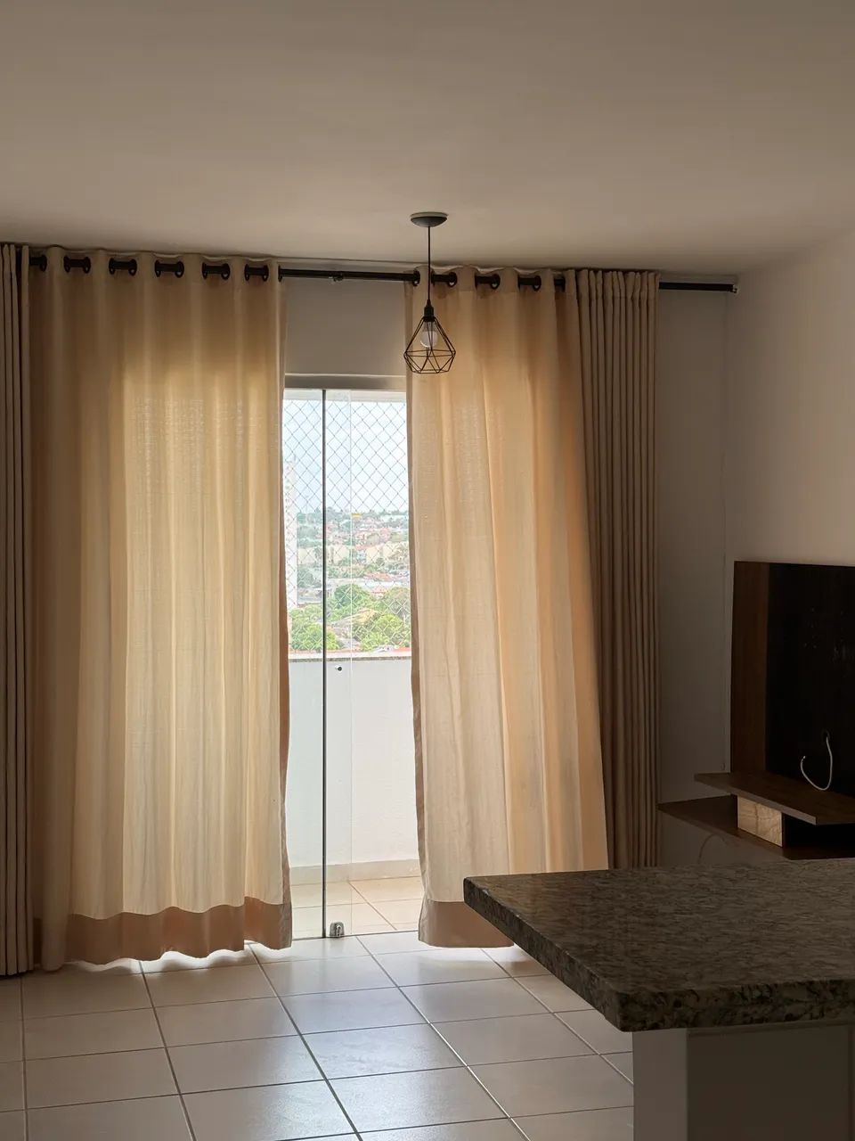 Apartamento dois quartos Negrão de Lima lazer completo