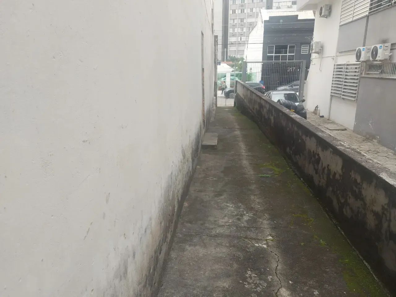 Sobrado para venda possui 196 metros quadrados com 5 quartos em Centro - Florianópolis - S - Foto 2